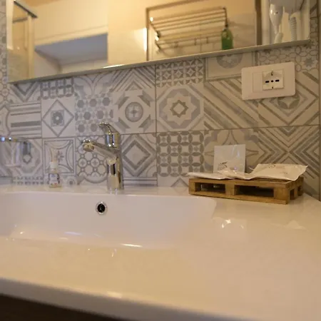 بيت ضيافة Alma 4*